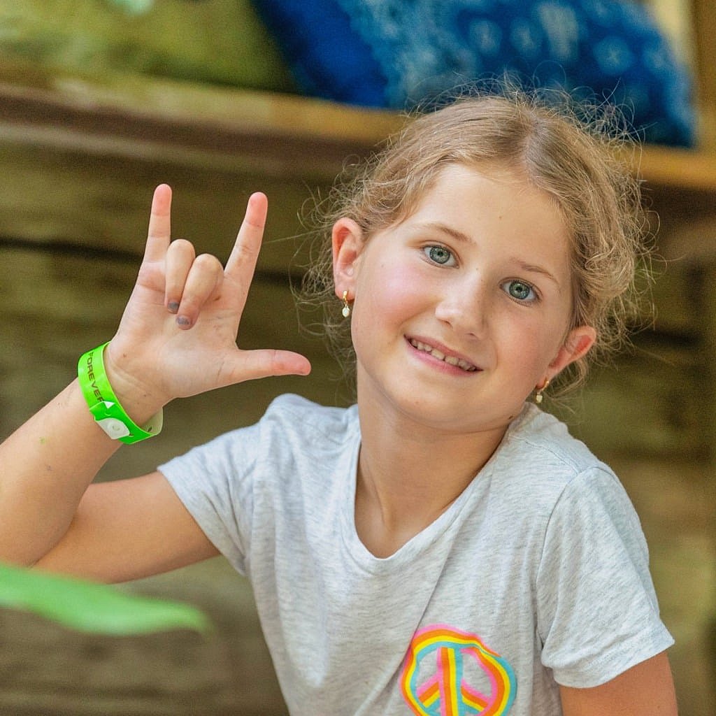 camp girl peace and love