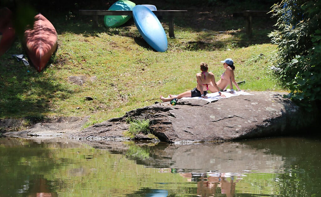 summer camp relaxation