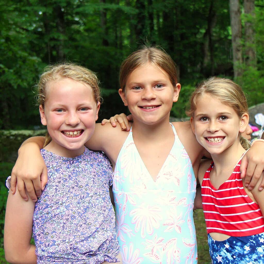 summer camp friends