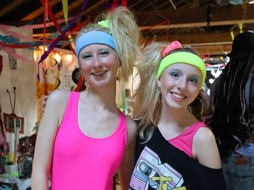 girls 1980s costumes