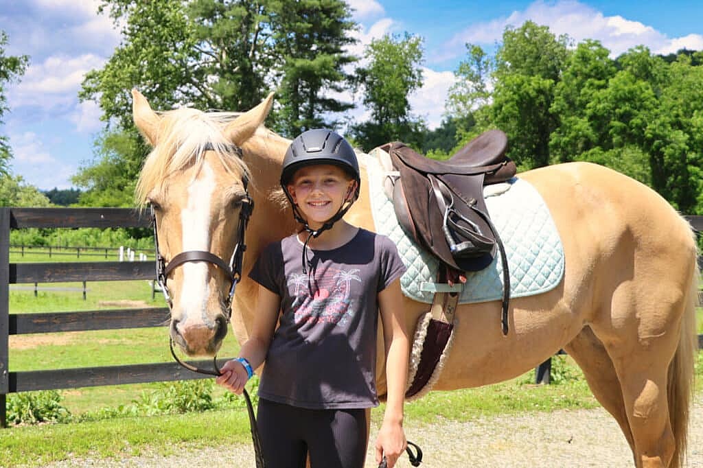 summer camp horseback kid