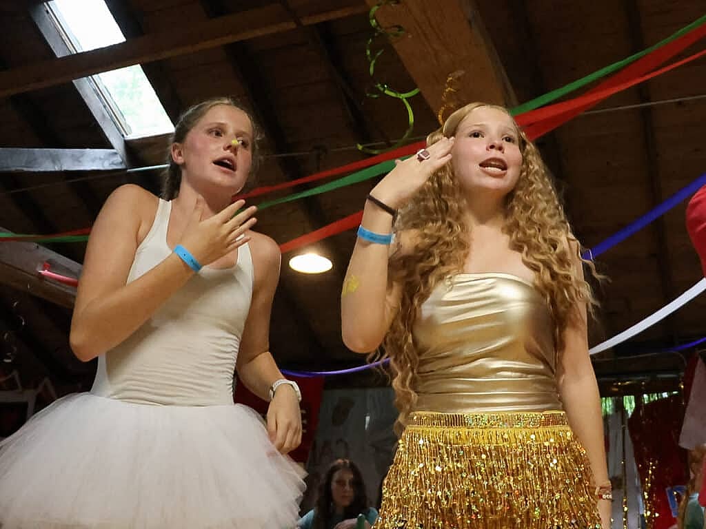 camp girls costumes