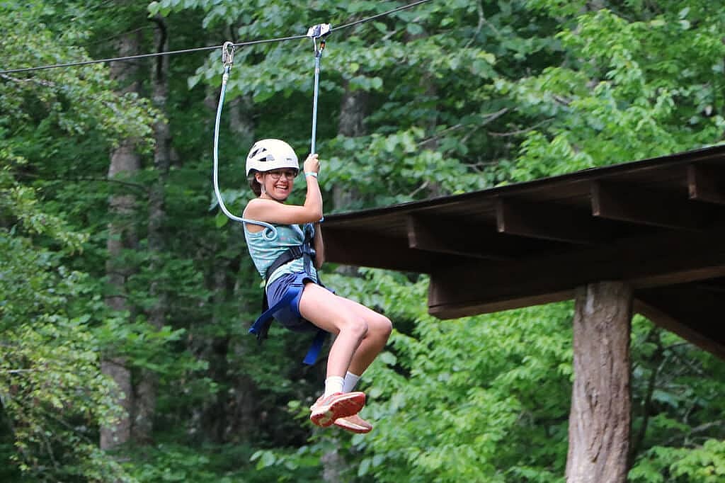 girls screaming on zipline
