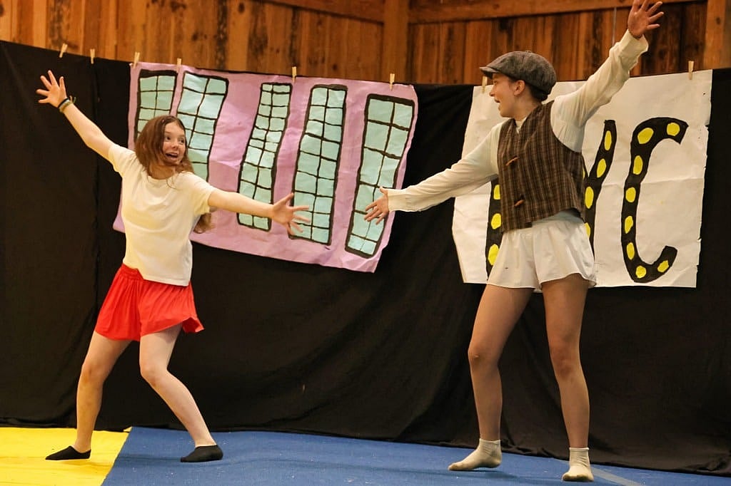 Annie summer camp scene
