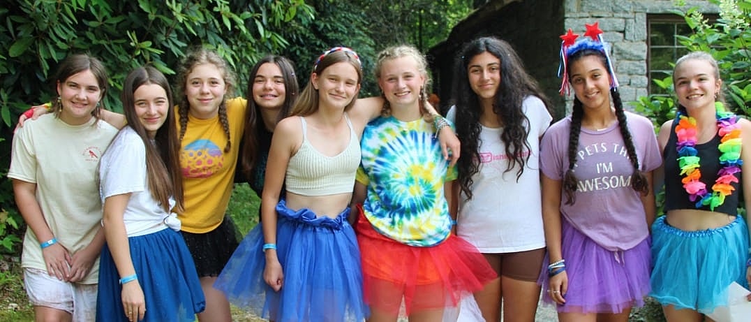 summer camp teenagers