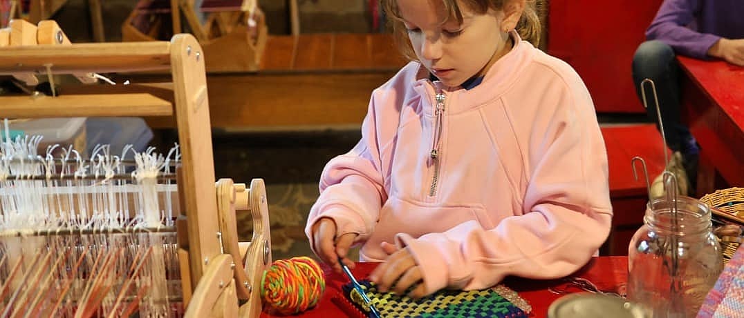 small camp child weaving