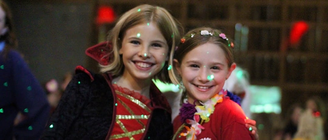 costume camp girls