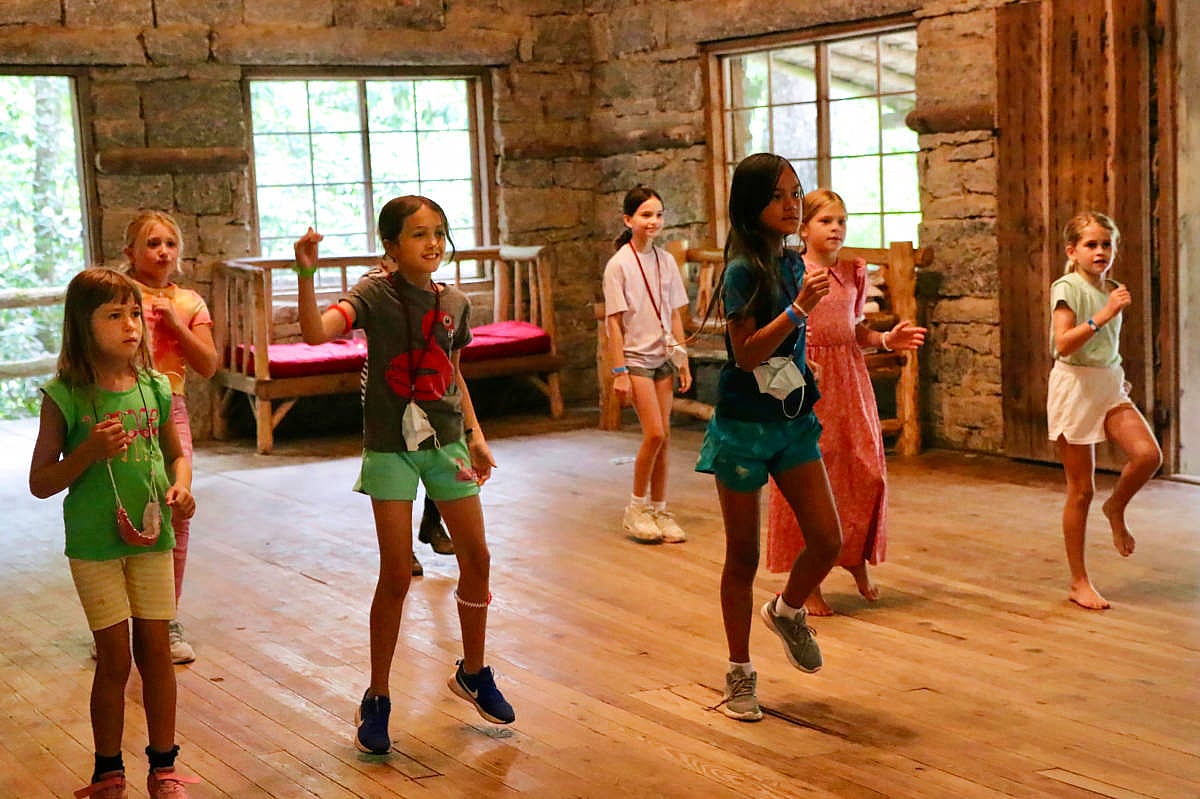 camp junior dance group
