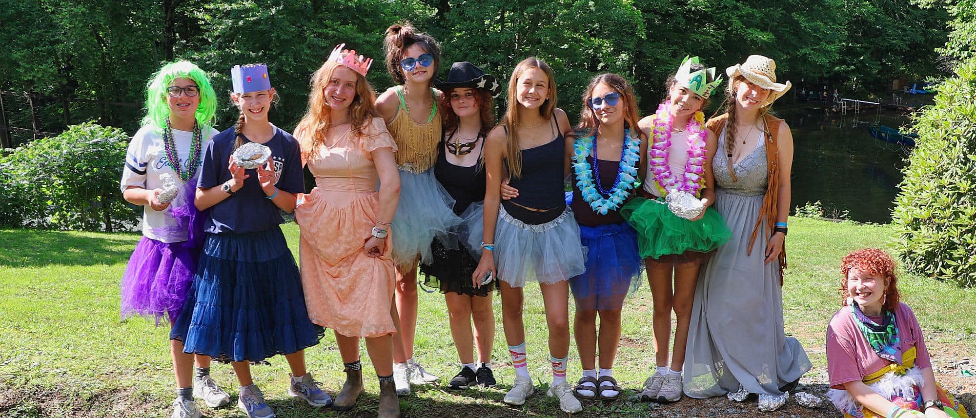 summer camp cabin silly