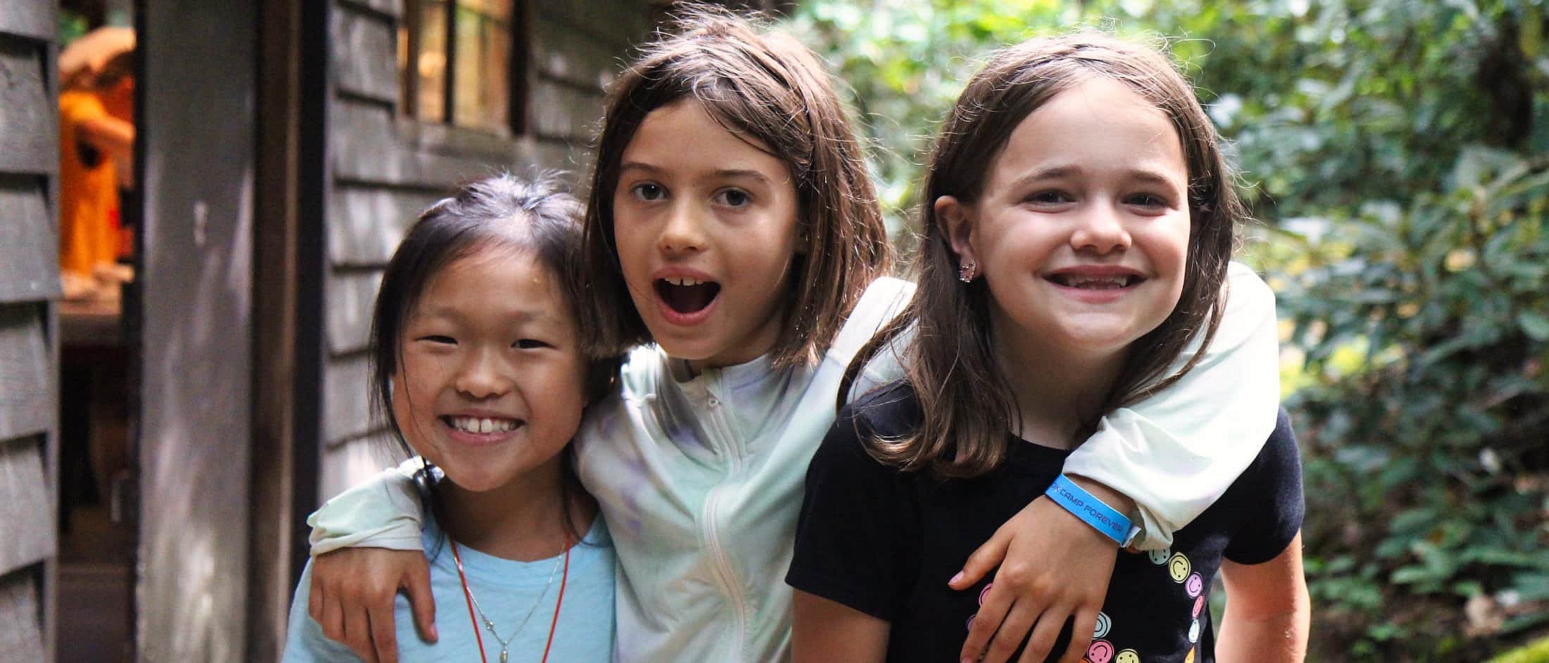 vintage summer camp friends