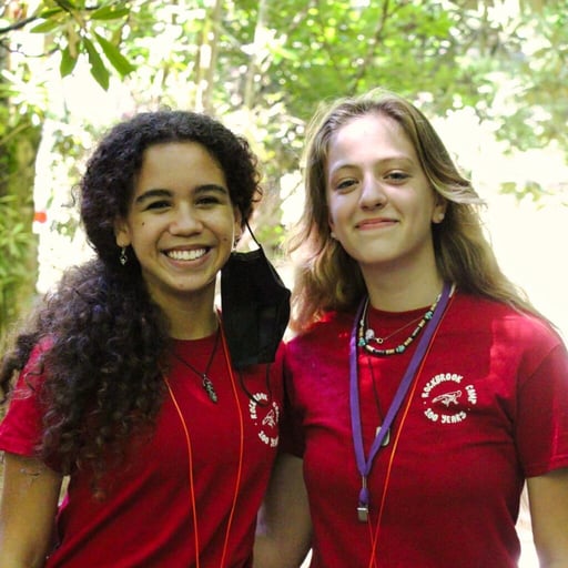 best summer camp friends