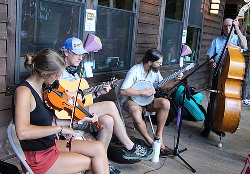 porch string music