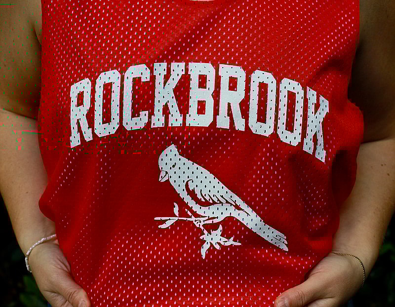 red mesh tank close up