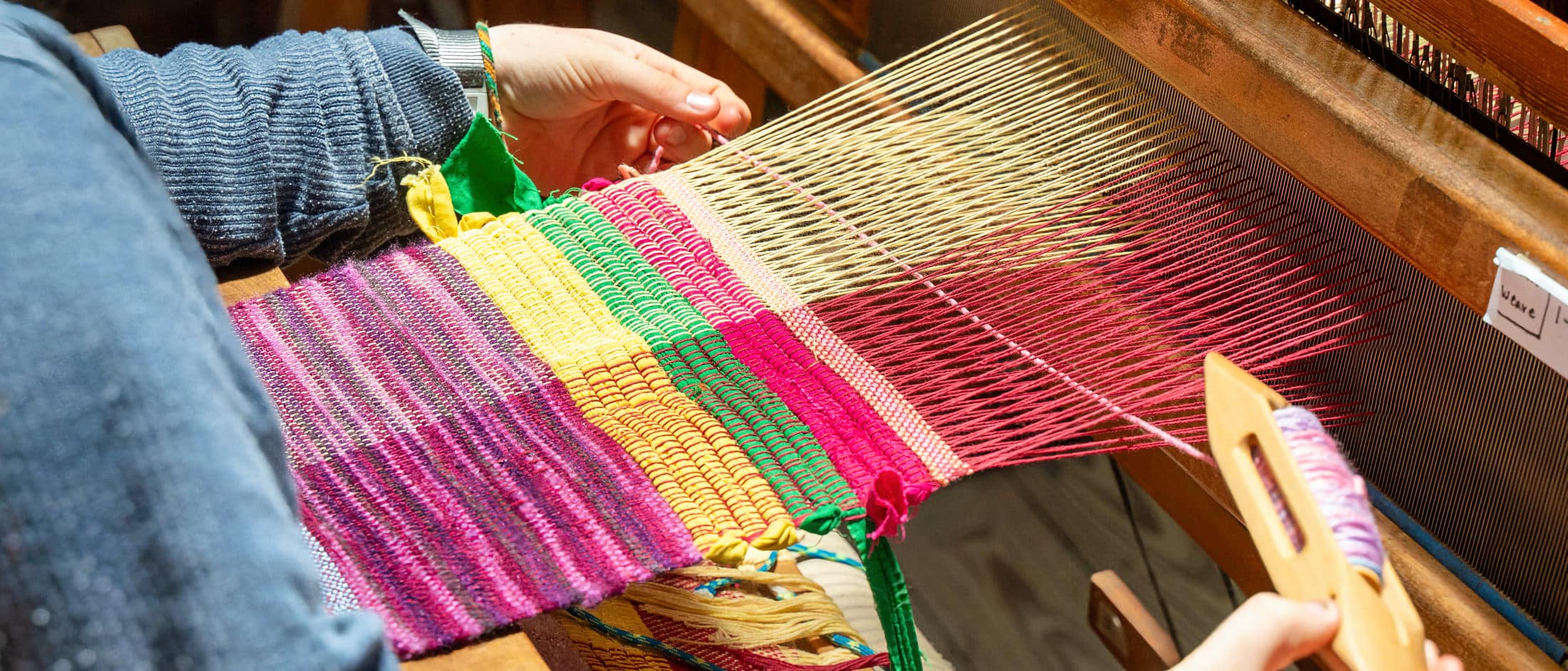 camp loom weaving