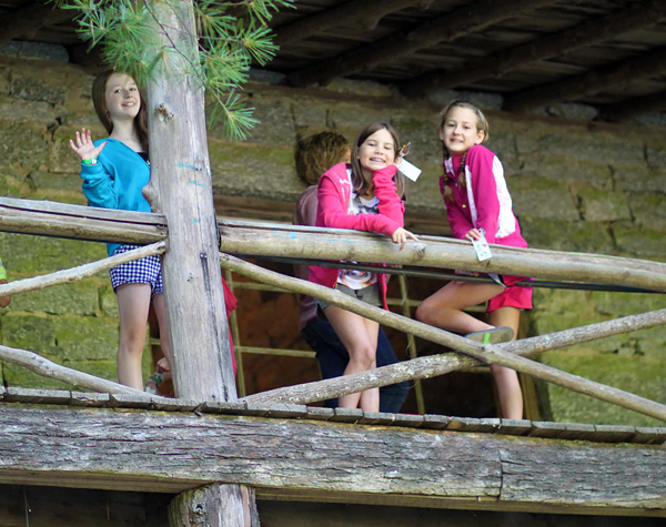 Summer Camp Lodge Porch Girls