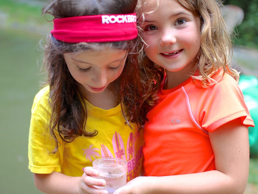 Girls Nature Find tadpoles