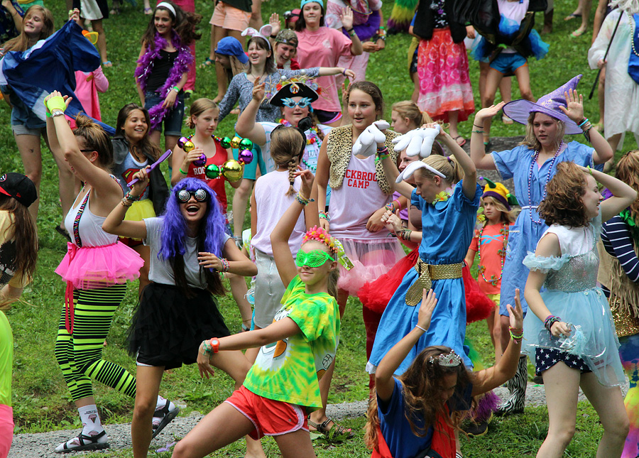 Girls dressed for the harlem shake video