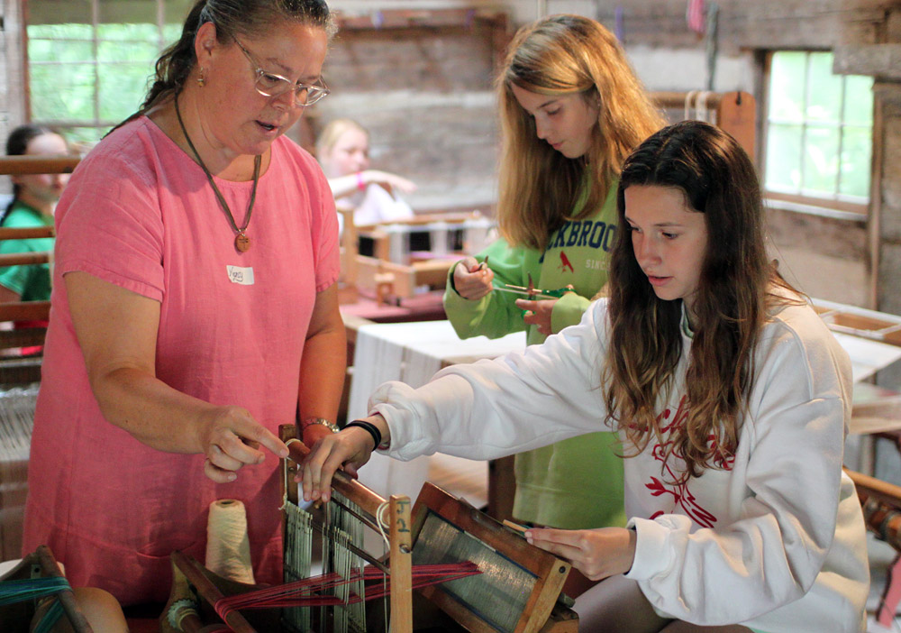 camp-weaving-instructor