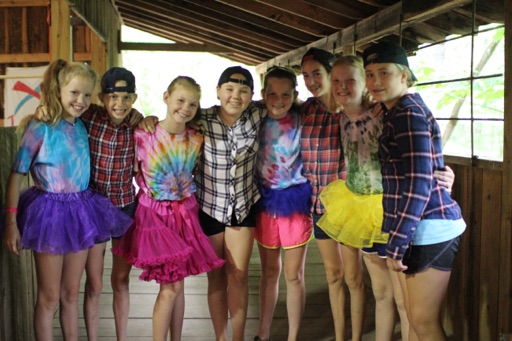 girls funny pots and pans skit