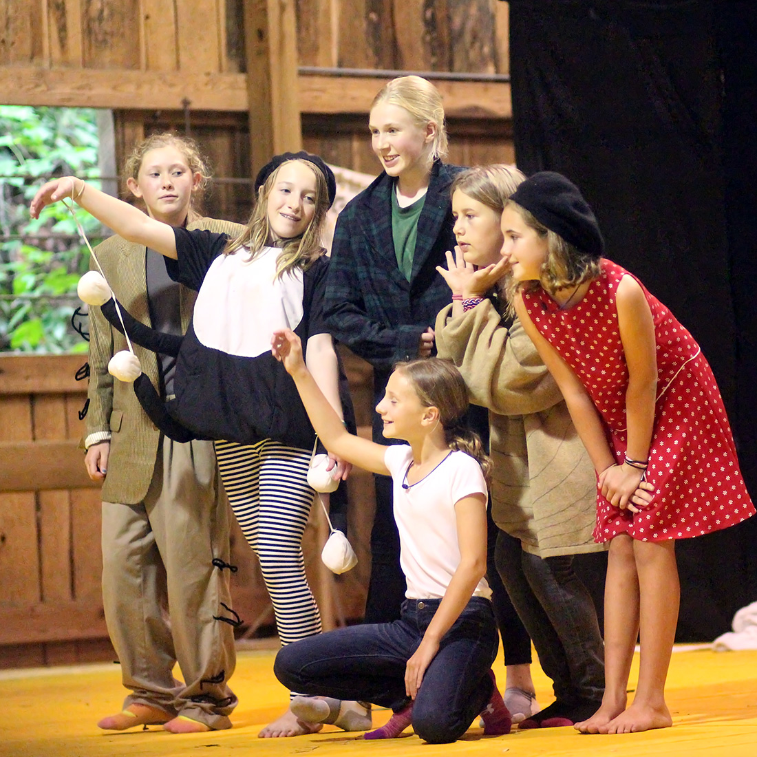 James and the Giant Peach Kids Production