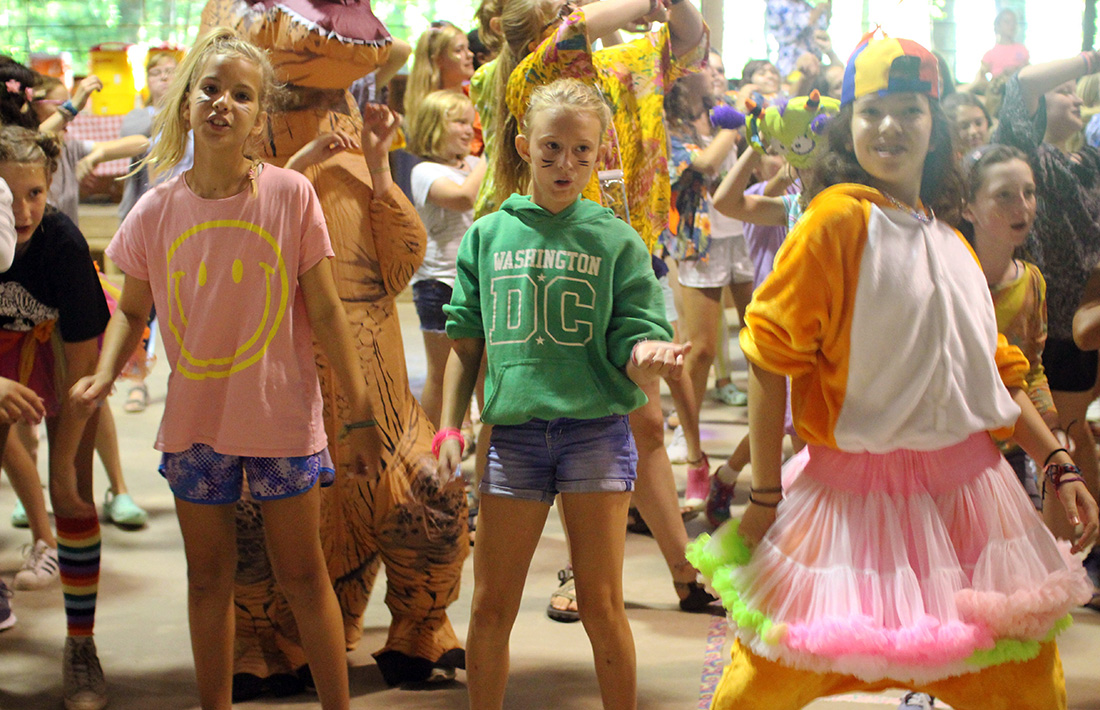 girl camp dance