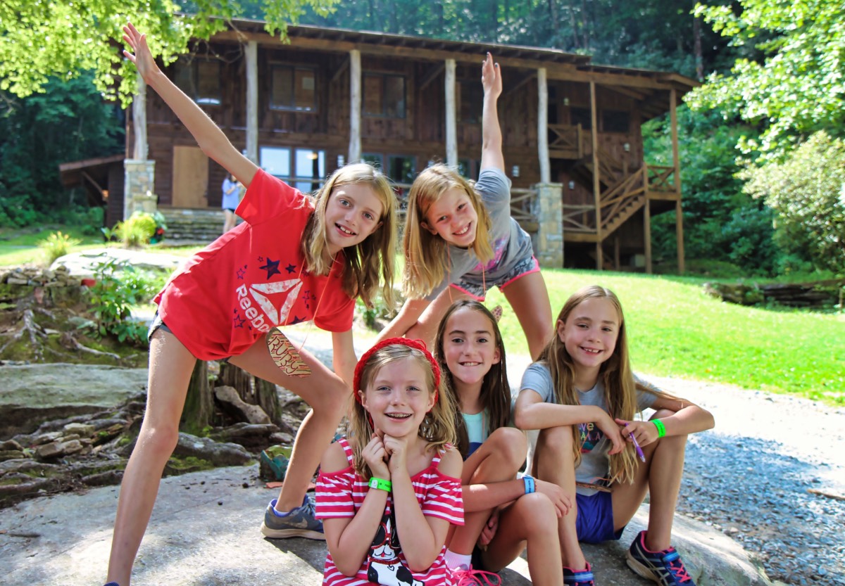 girls camp group