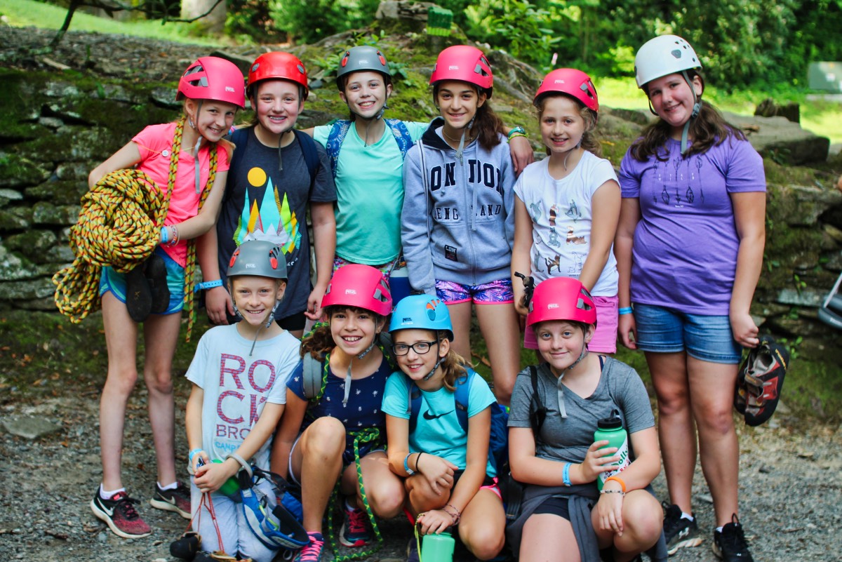 rock climbing girl campers.