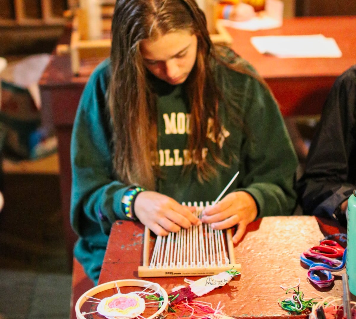 weaving on lap loom