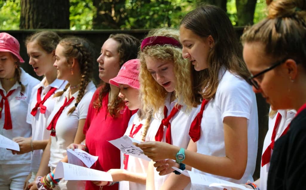 teen camp girls singing