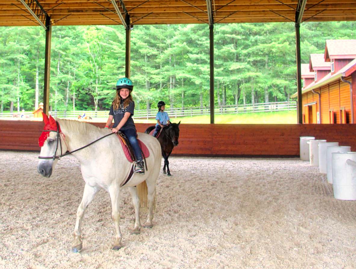 Camp Covered horseback rising arena