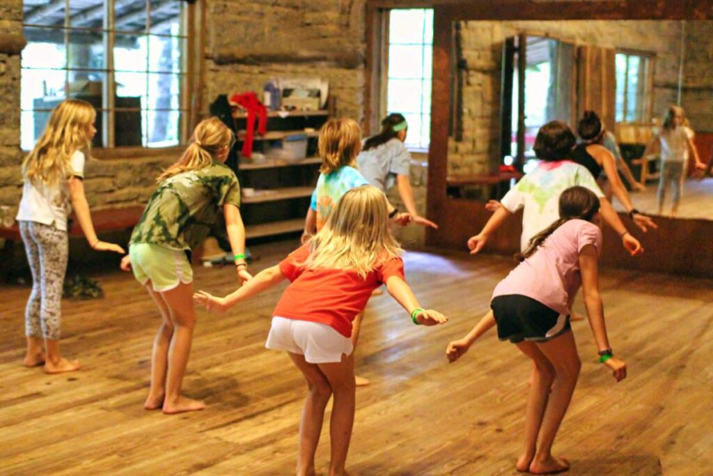 camp dance class for girls