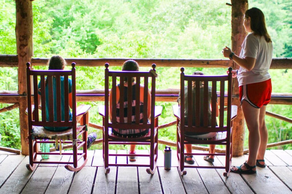 rocking-chairs-porch