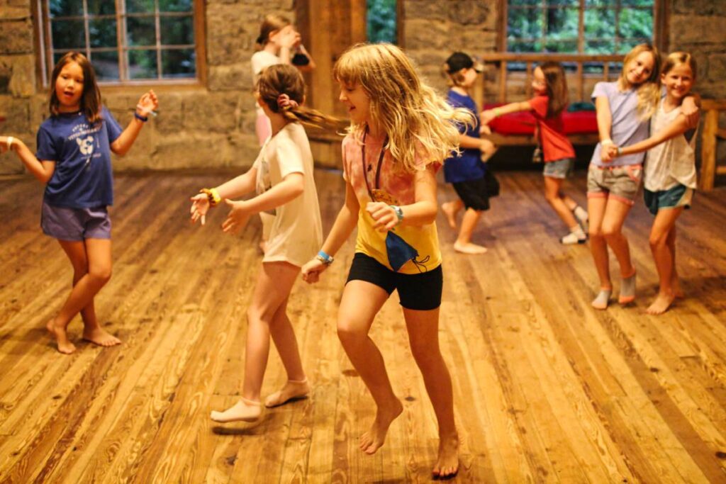 summer camp dance children