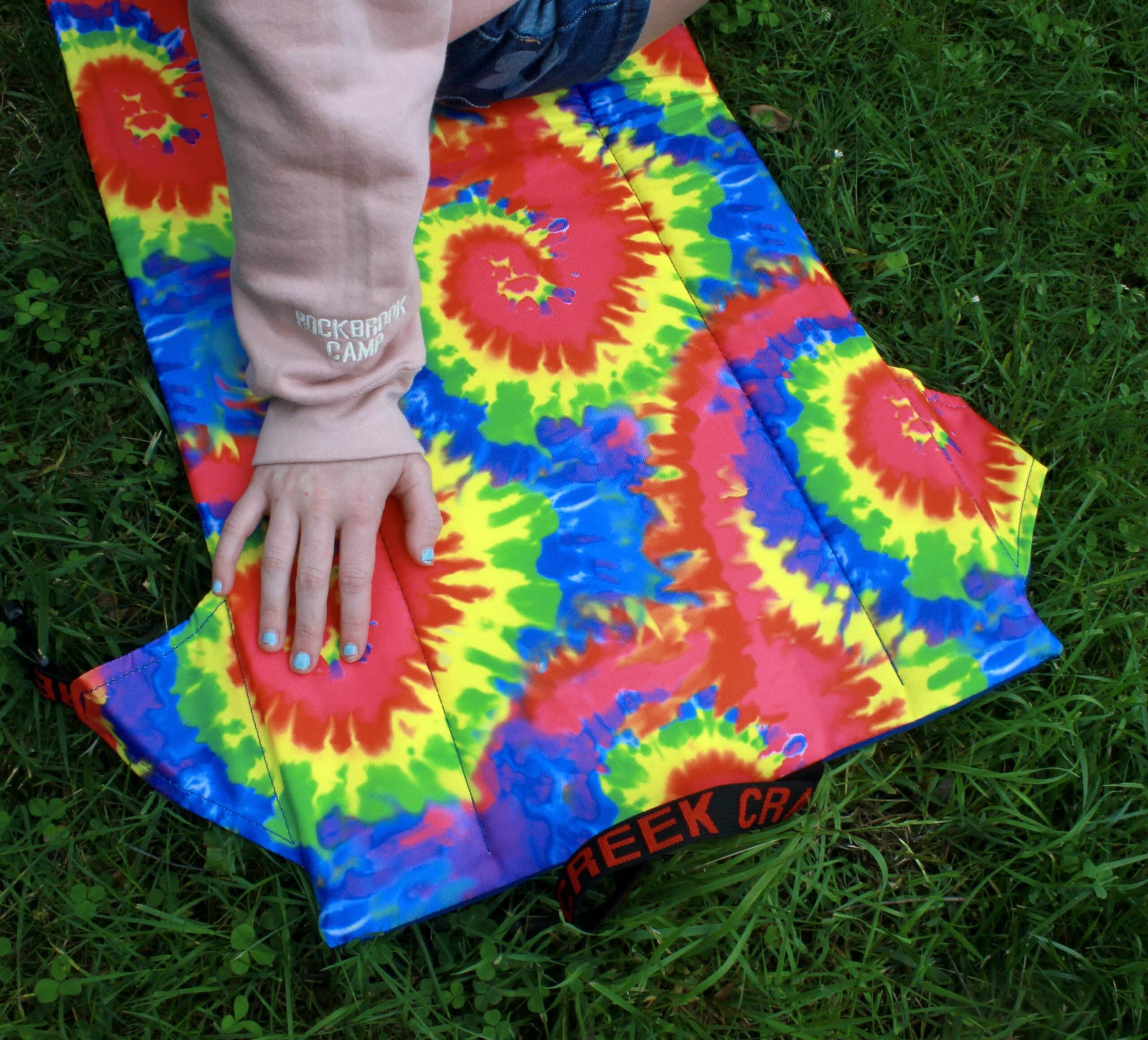 crazy creek flat tie dye