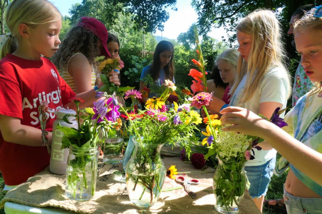 camp flower arranging