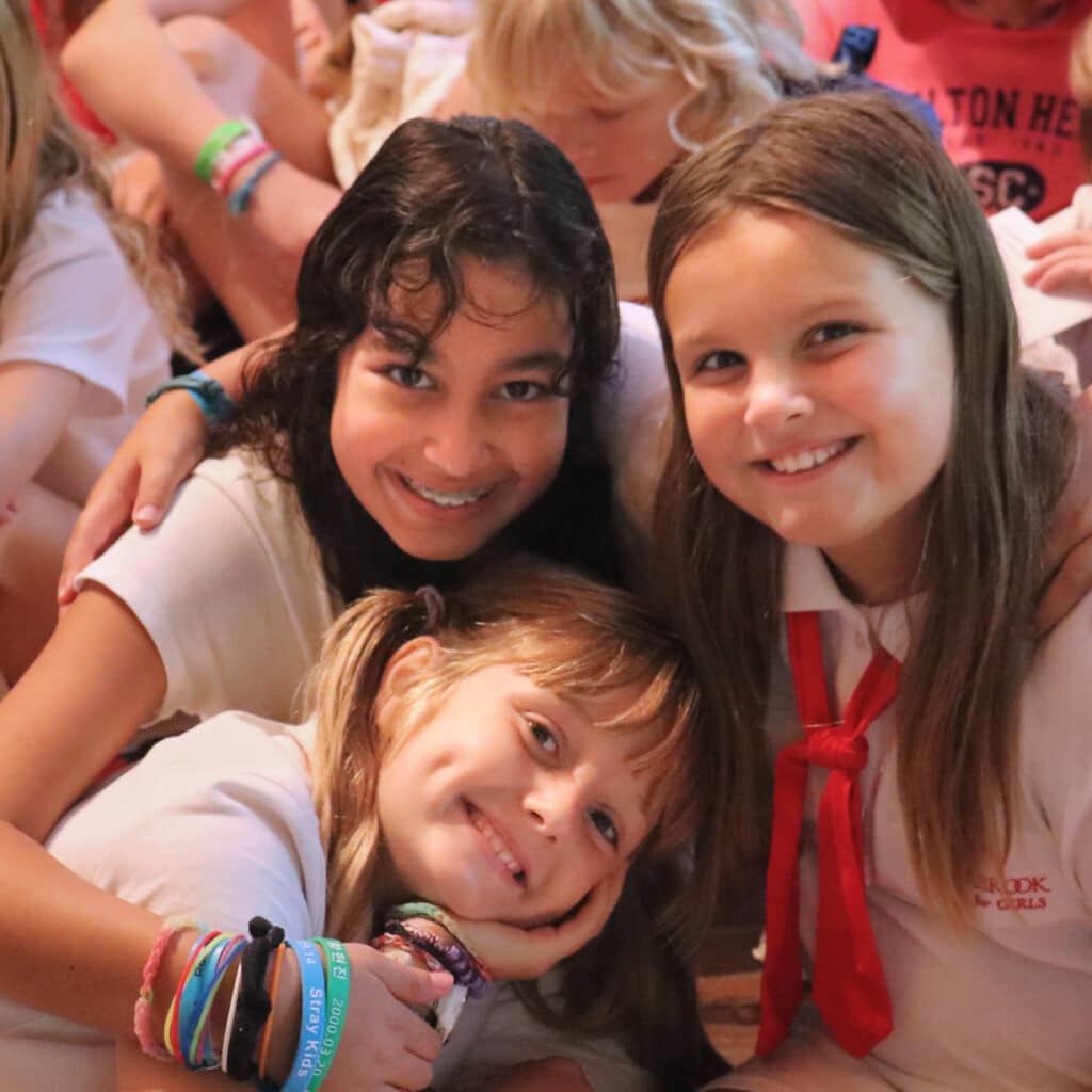 camp snuggle buds